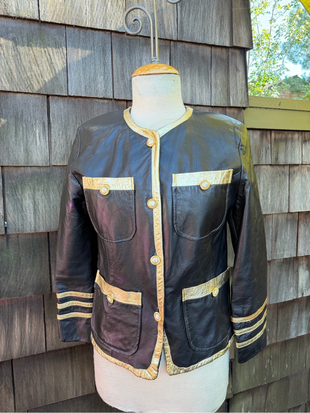 Vintage black soft leather blazer jacket metallic gold trim pockets Sz Small